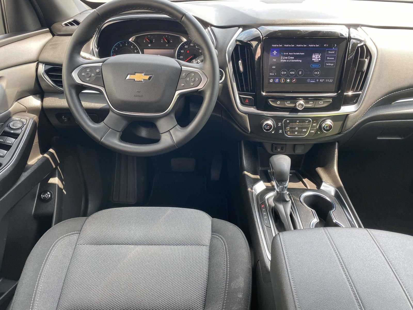 Used 2023 Chevrolet Traverse LT FWD image 10