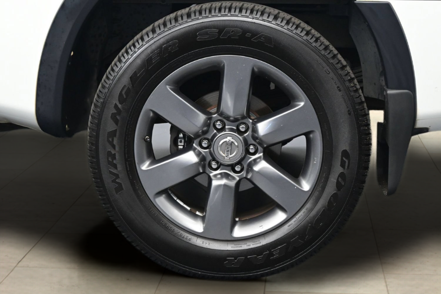 Used 2015 Nissan Titan SV w/ SV Value Truck Package RWD image 20
