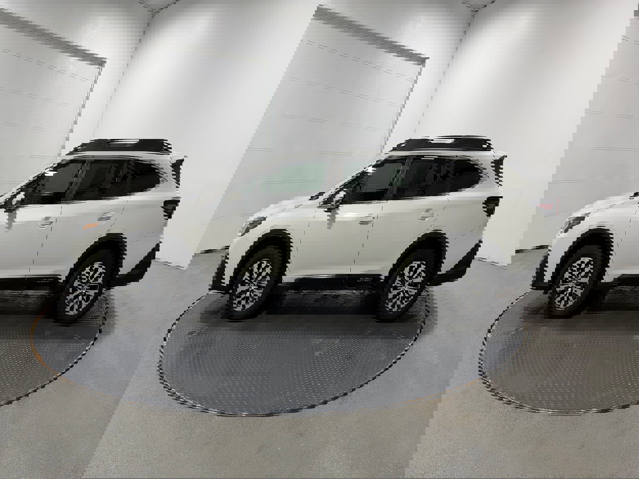 Used 2021 Subaru Outback Premium image 21