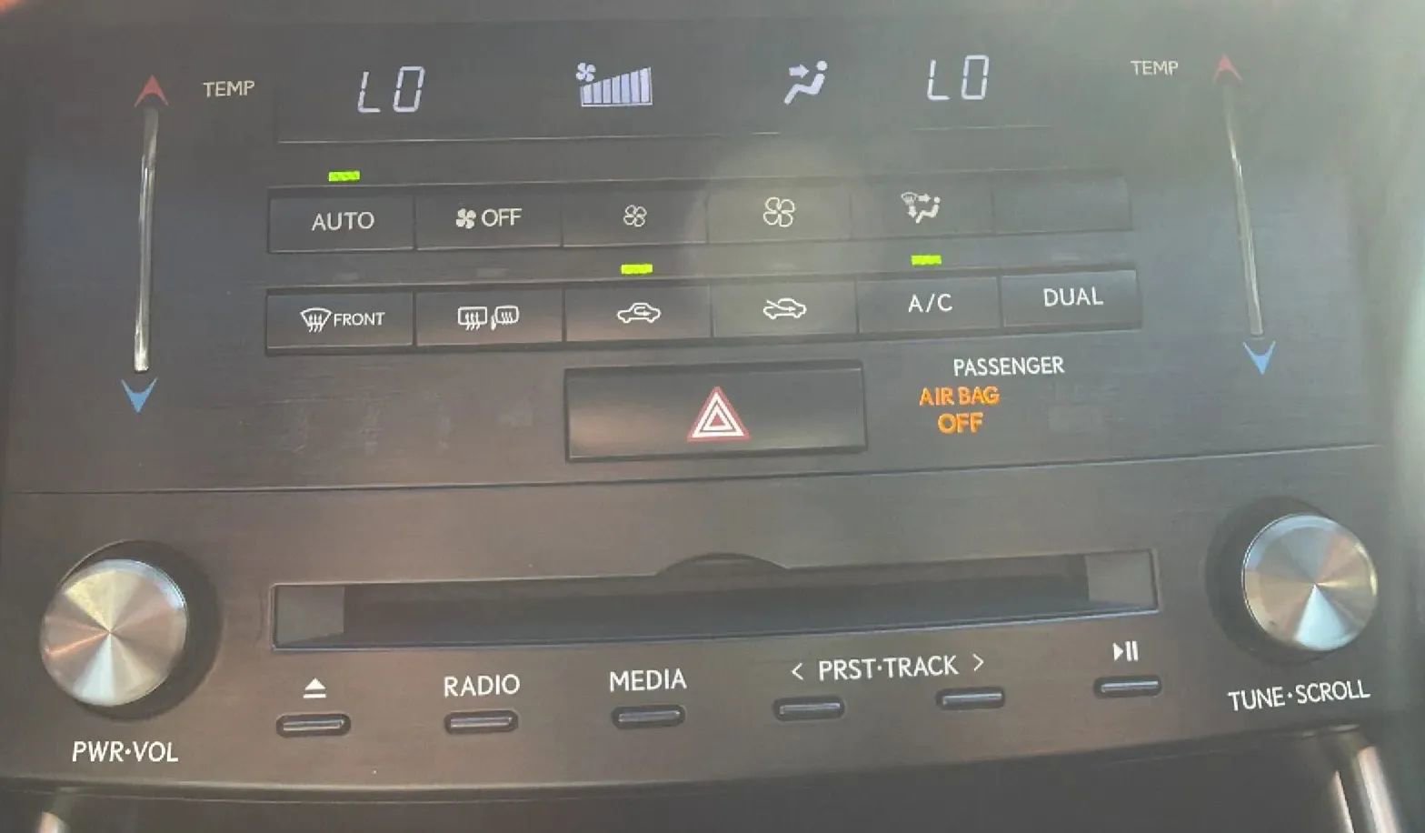 Used 2018 Lexus IS 350 F Sport w/ F Sport Package image 29