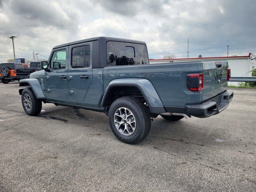 New 2025 Jeep Gladiator Sport image 4