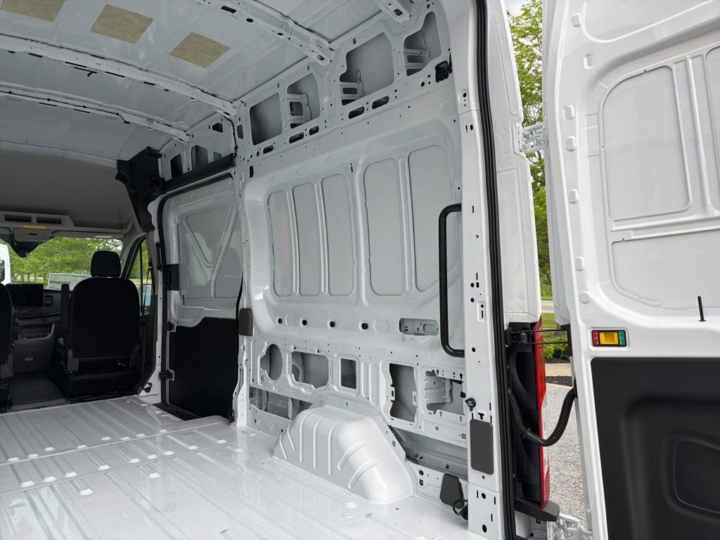 New 2026 Ford Transit 350 148 High Roof AWD image 20