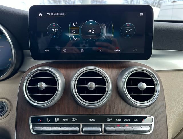 Used 2021 Mercedes-Benz GLC 300 4MATIC image 23