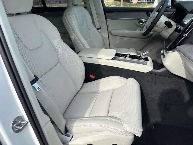 New 2026 Volvo XC90 B6 Ultra w/ Protection Package image 13