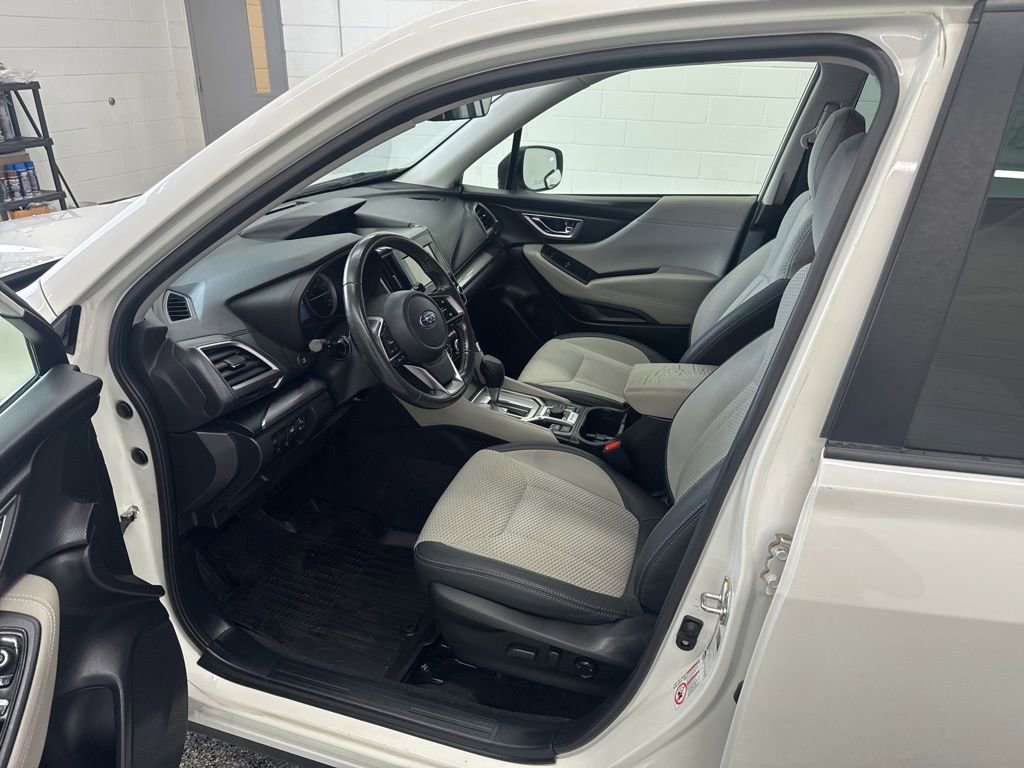 Used 2020 Subaru Forester Premium image 15