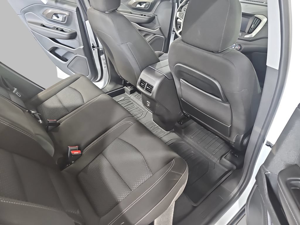 Used 2023 GMC Terrain SLE w/ LPO, Floor Liner Package AWD/4WD image 14