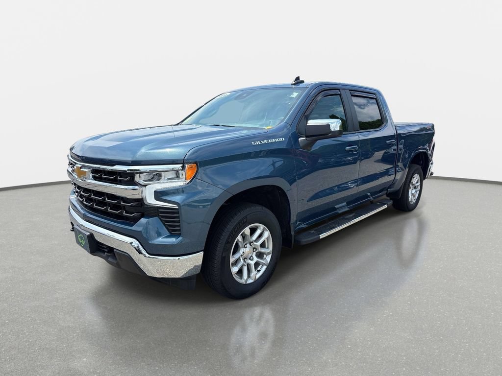 Used 2024 Chevrolet Silverado 1500 LT AWD/4WD image 8