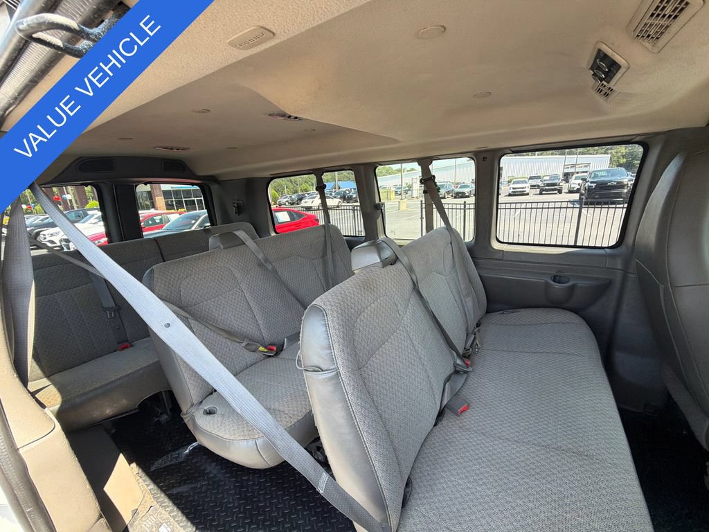 Used 2016 Chevrolet Express 2500 LS RWD image 16