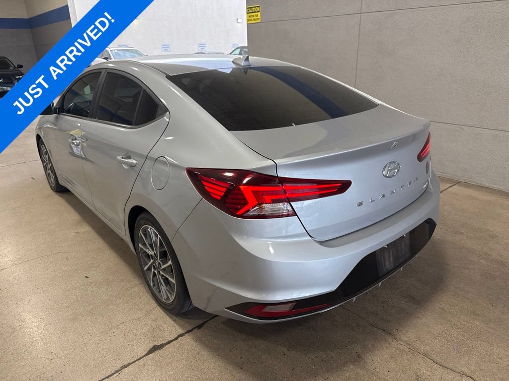 Used 2020 Hyundai Elantra Limited w/ Ultimate Package 03 FWD image 4