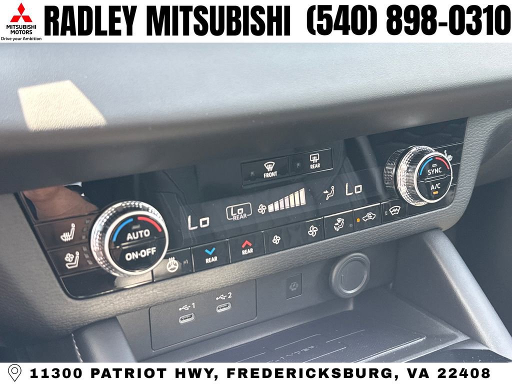 New 2026 Mitsubishi Outlander SEL AWD/4WD image 10