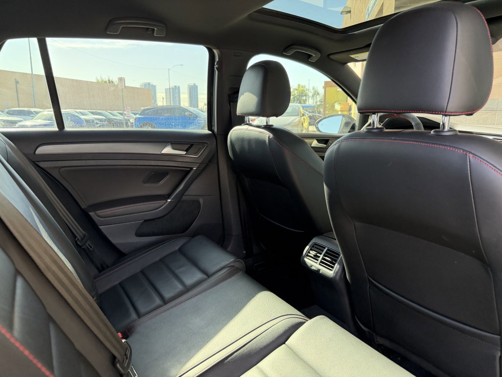 Used 2019 Volkswagen GTI SE w/ SE Experience Package image 35