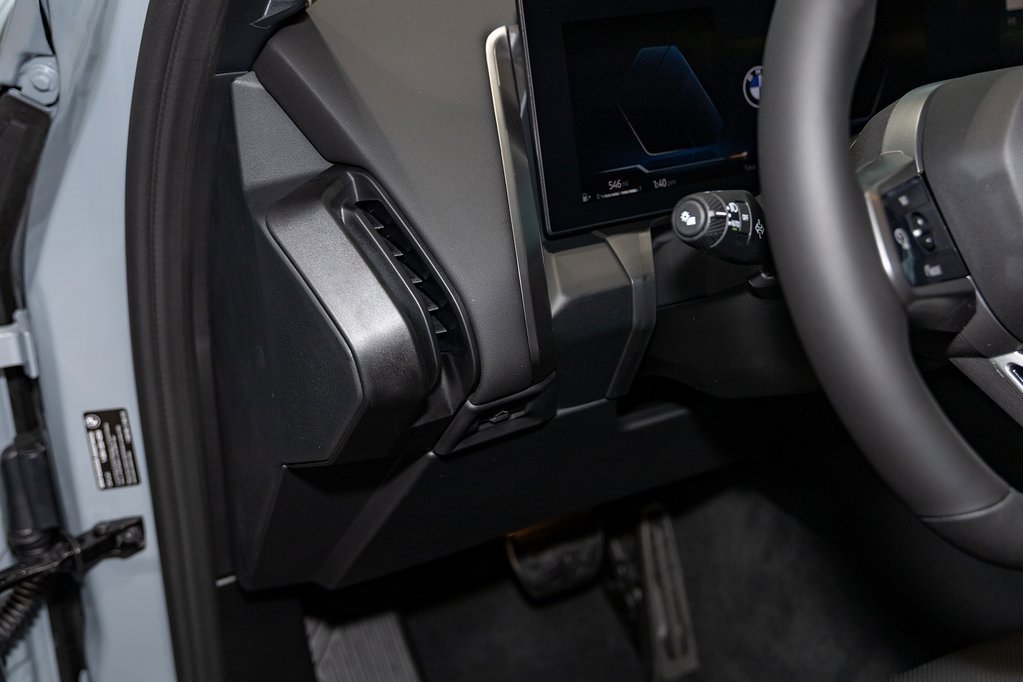 New 2026 BMW X3 xDrive30 w/ Premium Package image 14