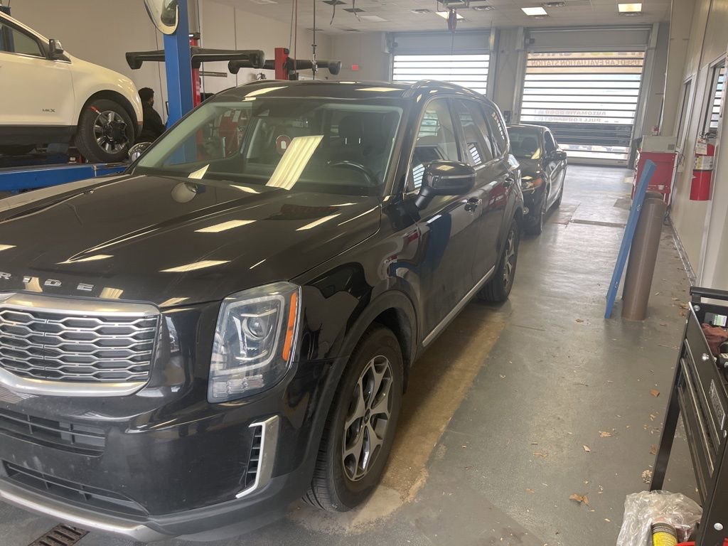 Used 2021 Kia Telluride EX w/ Towing Package image 2