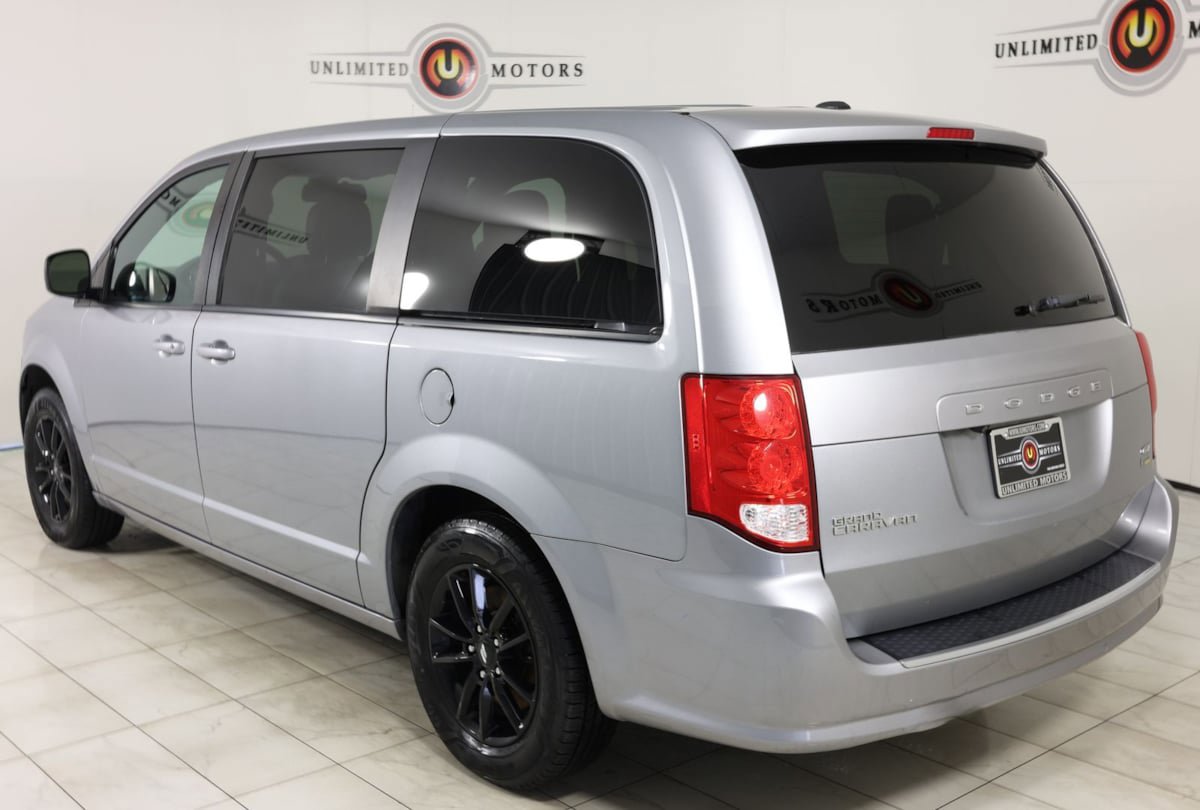 Used 2019 Dodge Grand Caravan GT FWD image 4