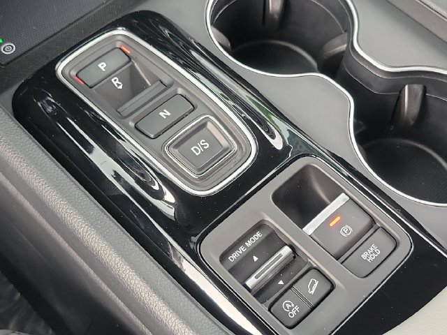 Certified 2025 Honda Pilot EX-L image 30