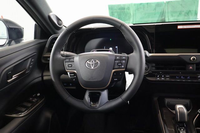 New 2026 Toyota Crown Platinum image 15