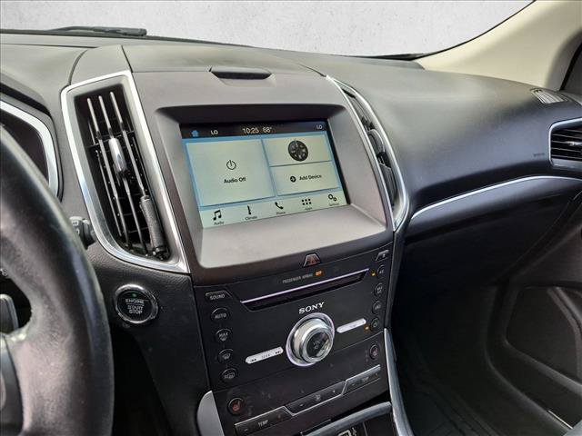 Used 2018 Ford Edge Titanium AWD/4WD image 12