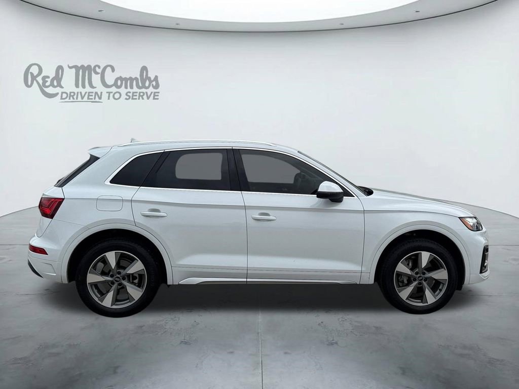 Used 2024 Audi Q5 2.0T Premium w/ Convenience Package image 6
