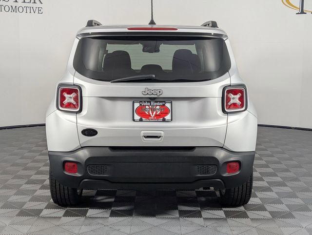Used 2021 Jeep Renegade Latitude w/ Convenience Group image 6