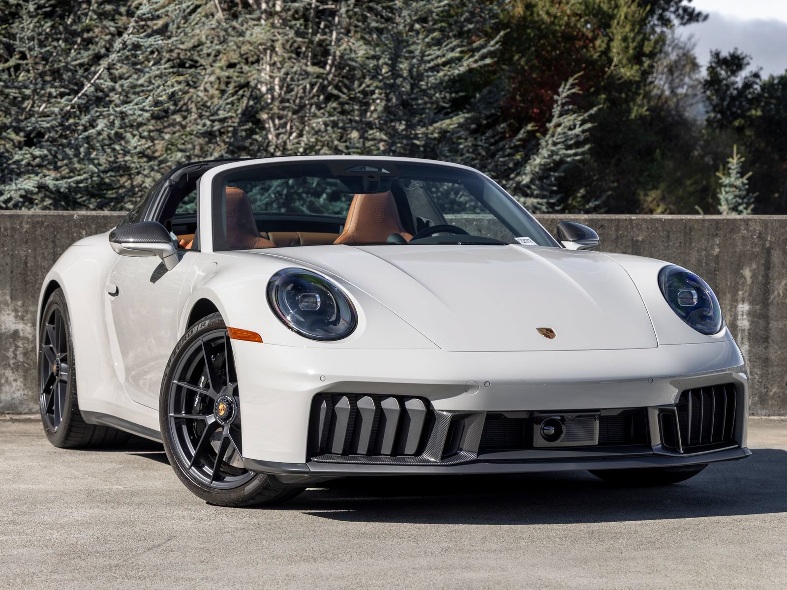 Certified 2026 Porsche 911 Targa 4 GTS AWD/4WD image 6