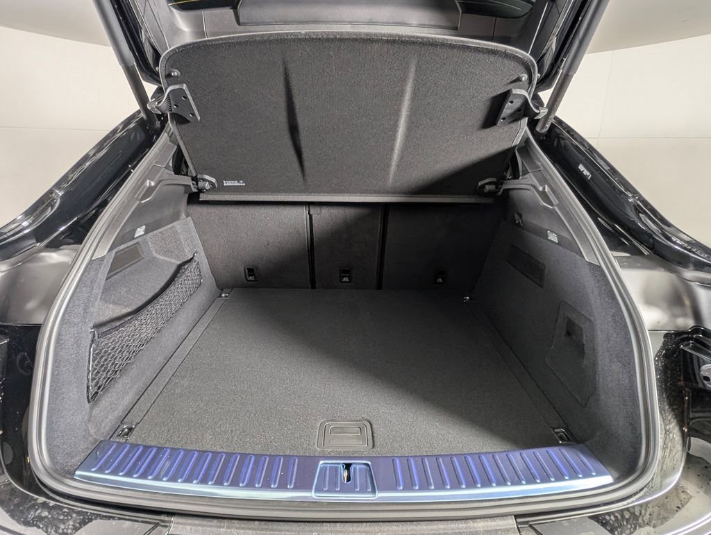 New 2026 Porsche Cayenne Coupe image 18