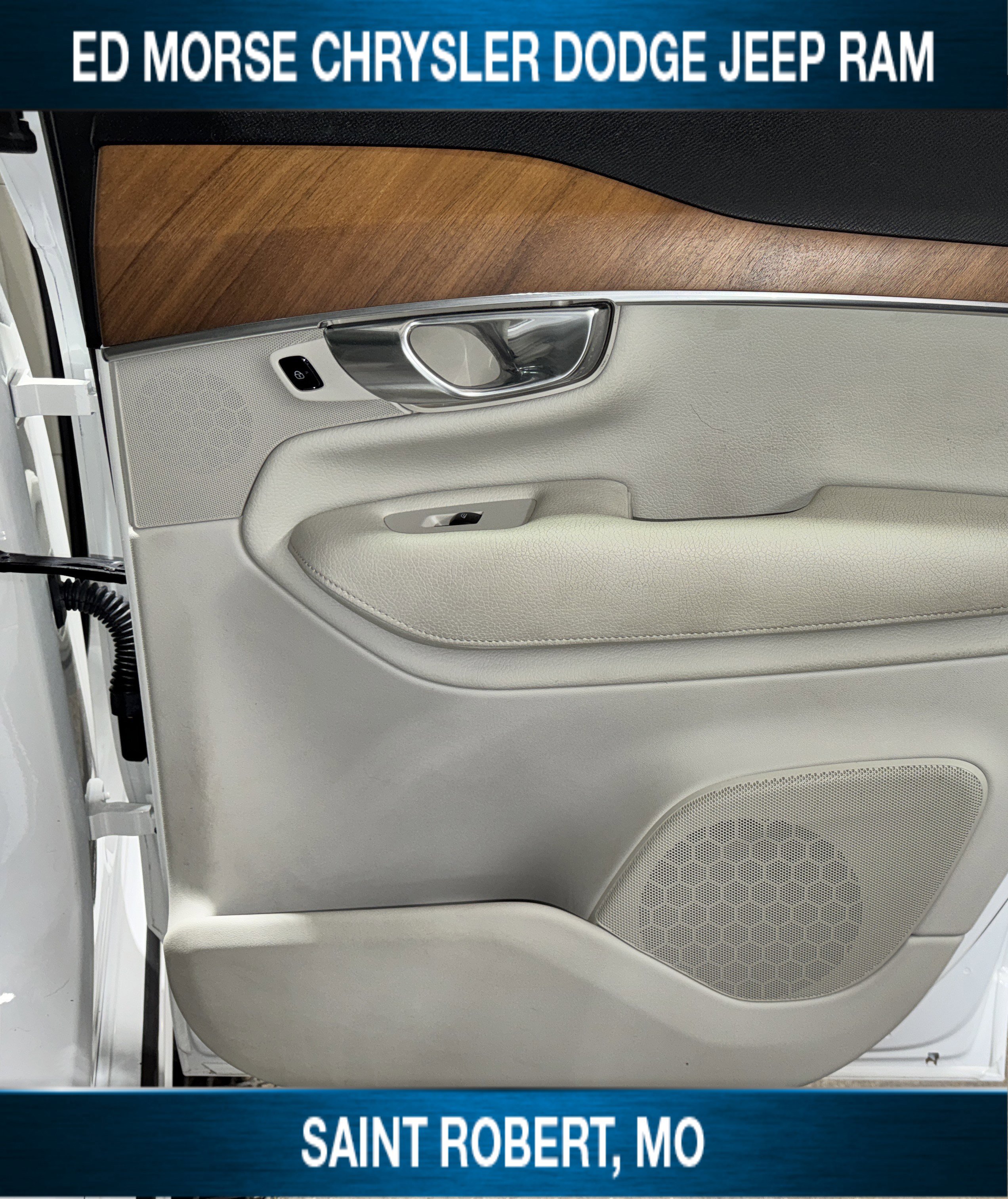 Used 2022 Volvo XC90 T6 Momentum w/ Advanced Package image 38