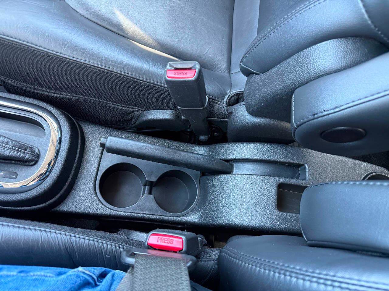 Used 2011 Chevrolet HHR LT w/ LT Preferred Equipment Group image 38