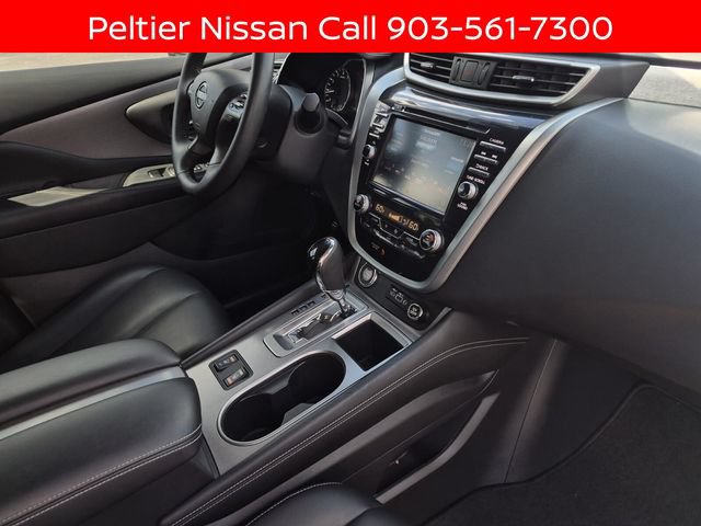 Certified 2024 Nissan Murano SV w/ SV Midnight Edition Package FWD image 12