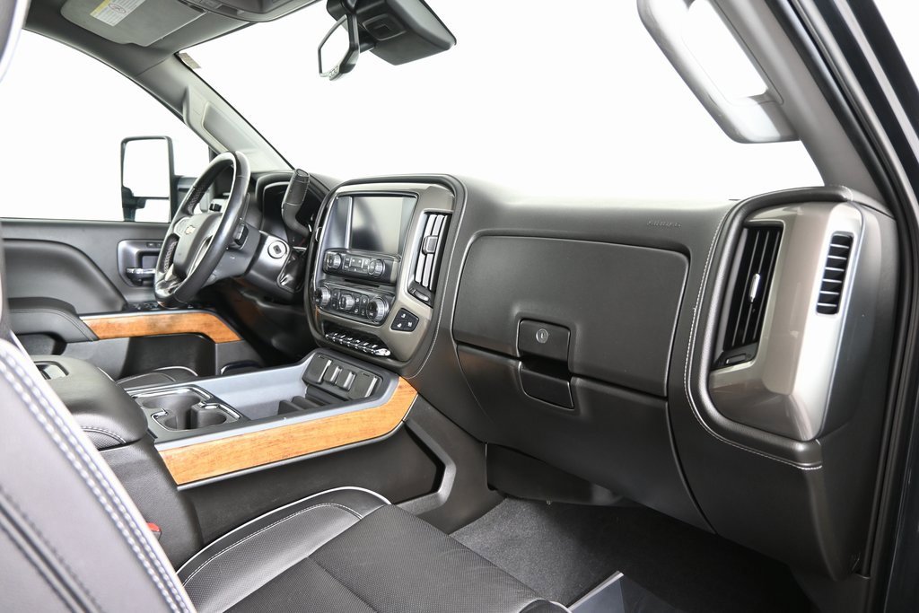 Used 2019 Chevrolet Silverado 3500 High Country w/ Duramax Plus Package image 20