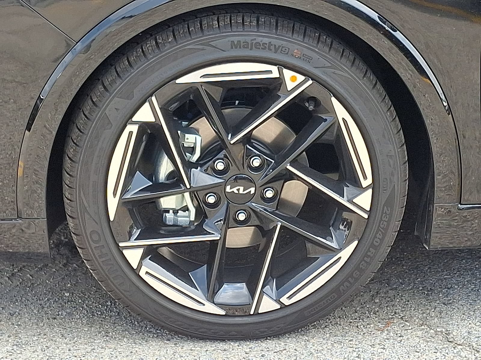 New 2026 Kia K4 GT-Line w/ GT-Line Premium Package FWD image 6