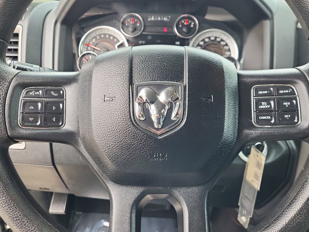 Used 2016 RAM 1500 Express AWD/4WD image 18
