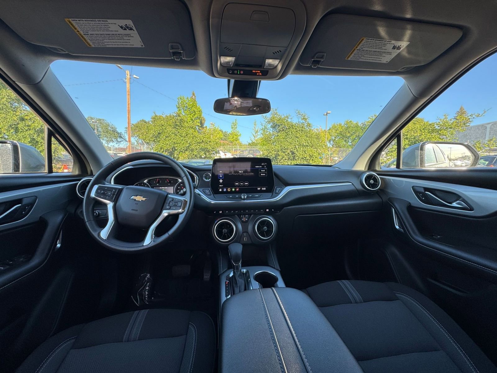 Used 2025 Chevrolet Blazer LT image 35