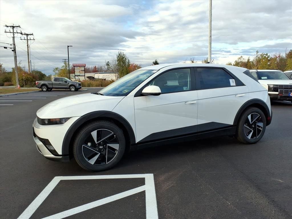 New 2025 Hyundai Ioniq 5 SE image 11