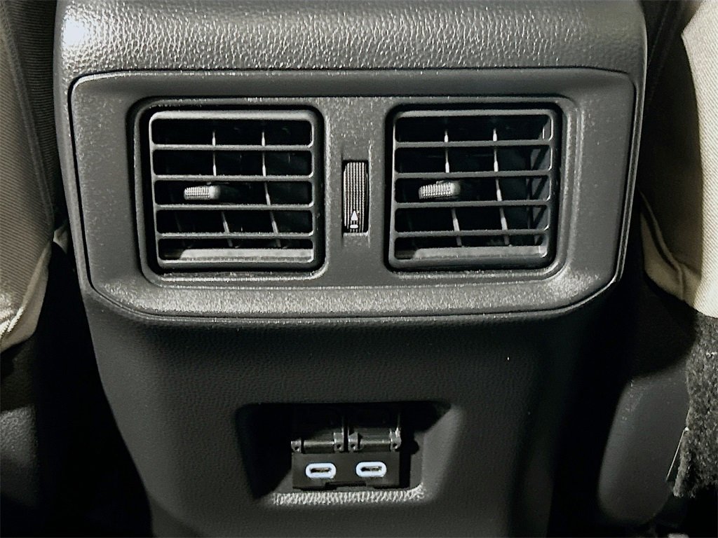 Used 2023 Toyota RAV4 XLE image 21