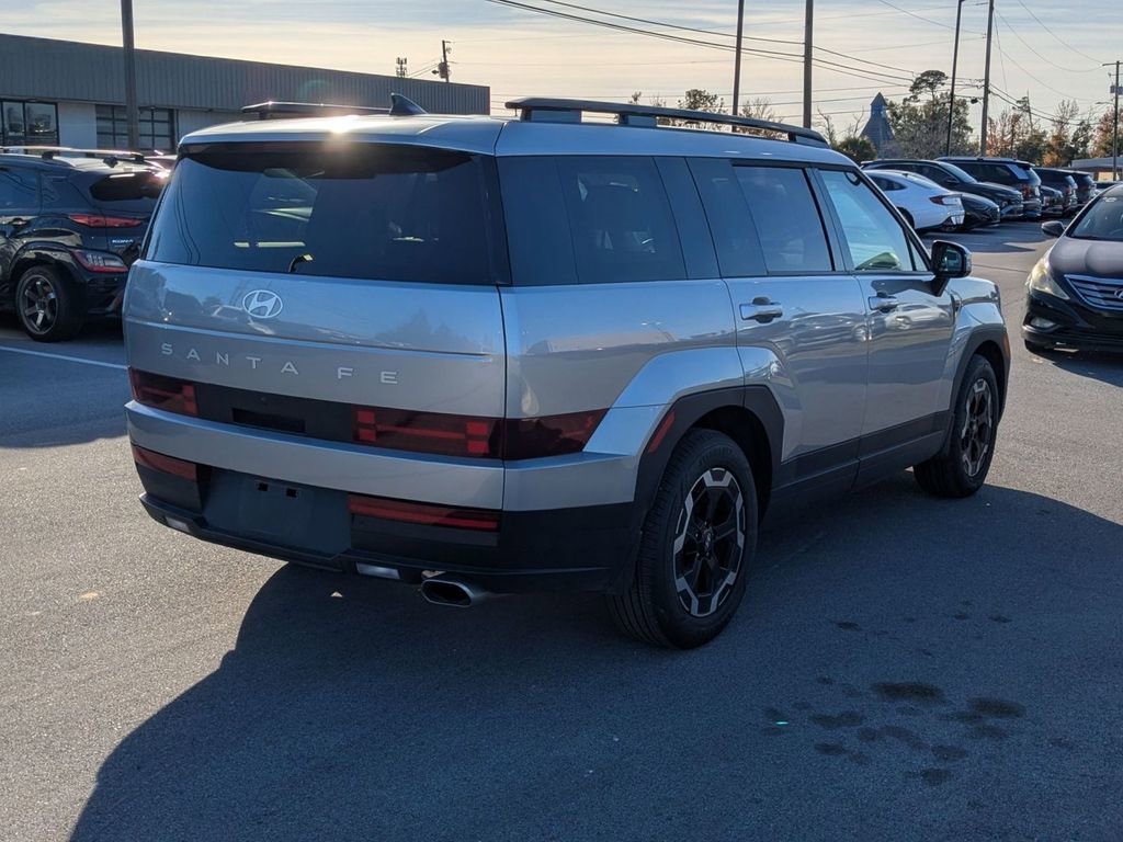 Certified 2025 Hyundai Santa Fe SEL image 5