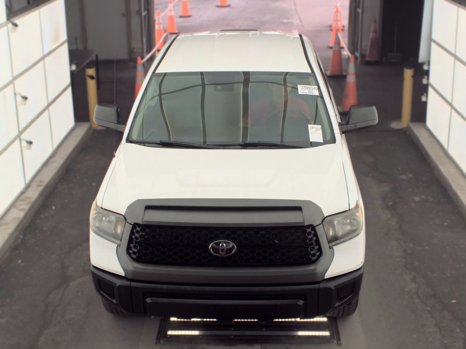 Used 2019 Toyota Tundra SR RWD image 2
