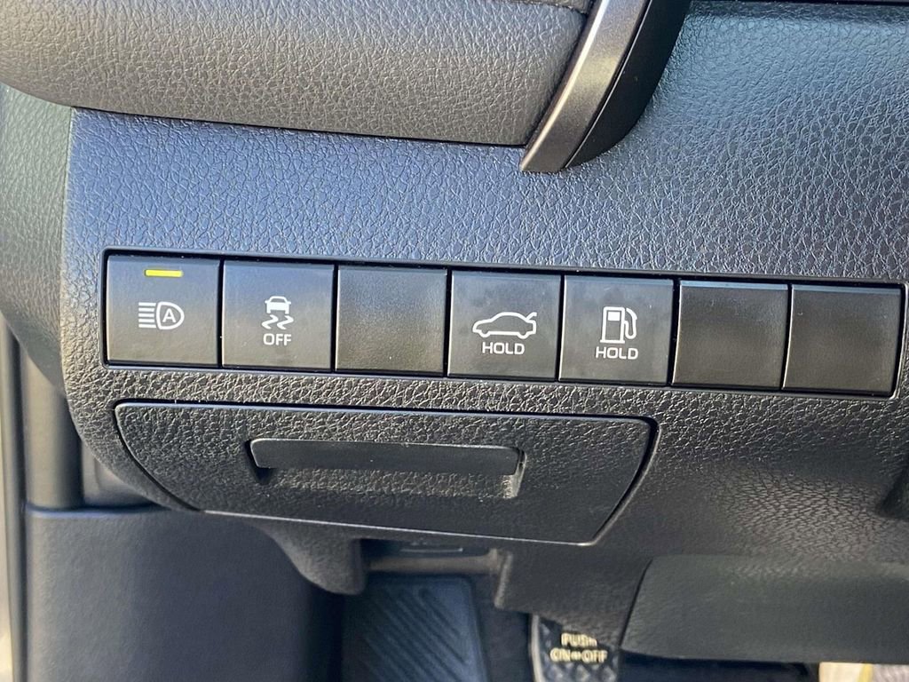 Used 2023 Toyota Camry SE w/ Convenience Package image 30