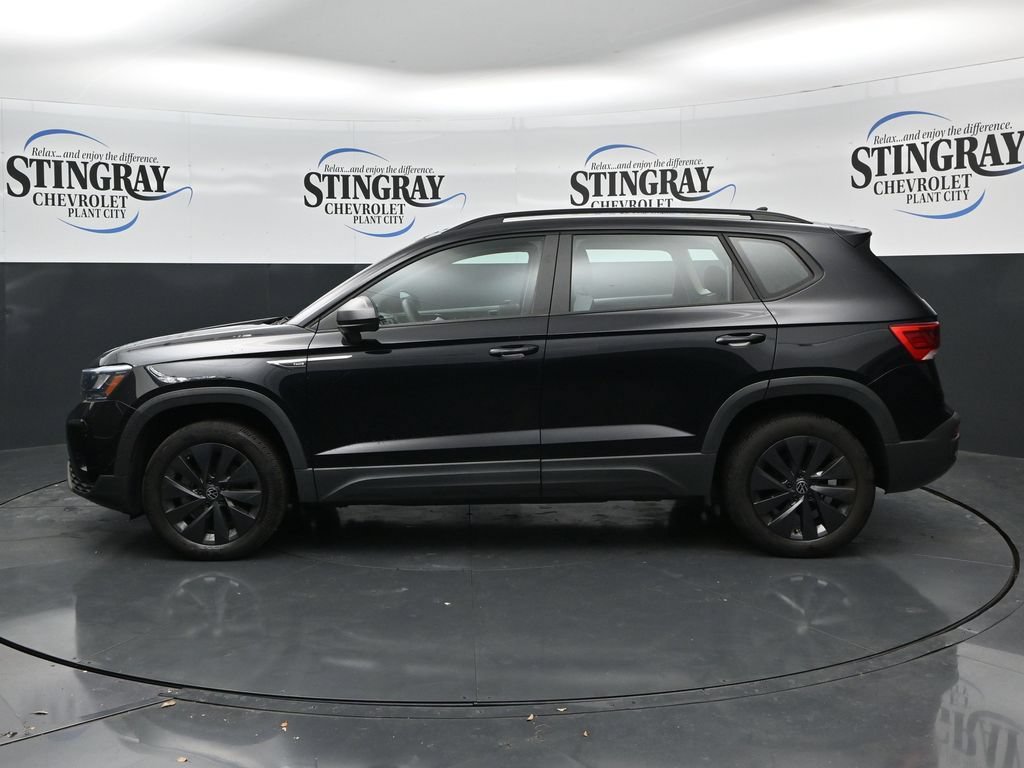 Used 2022 Volkswagen Taos S FWD image 4
