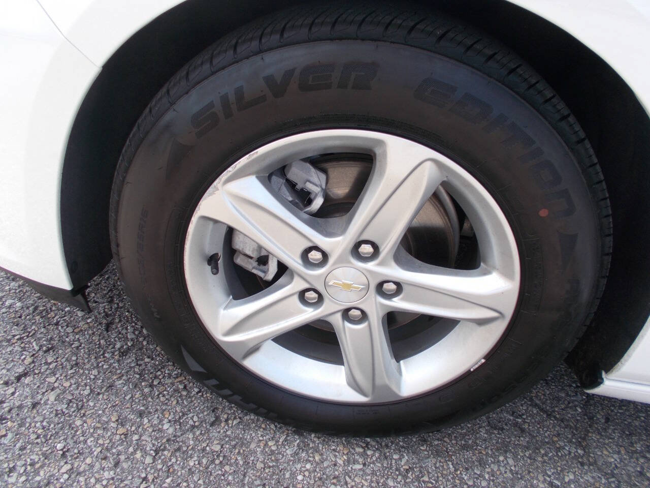 Used 2022 Chevrolet Malibu LS w/ Driver Confidence Package II FWD image 11