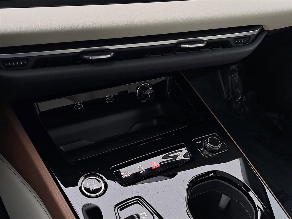 Used 2025 Audi A5 2.0T Premium Plus w/ Premium Plus image 14