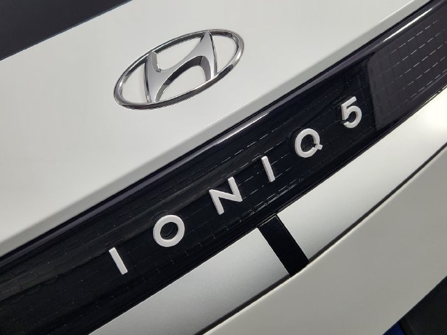 Certified 2024 Hyundai Ioniq 5 SEL AWD/4WD image 9