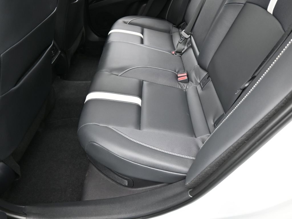 Used 2026 Toyota Camry SE image 35