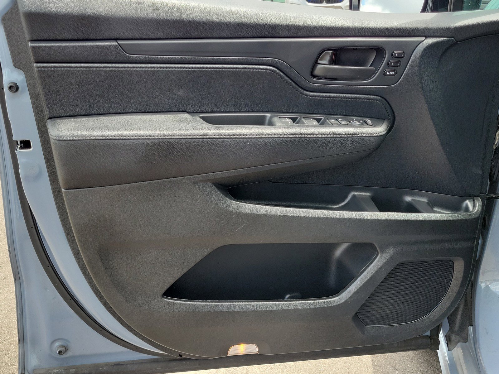 Used 2024 Honda Odyssey Sport image 13