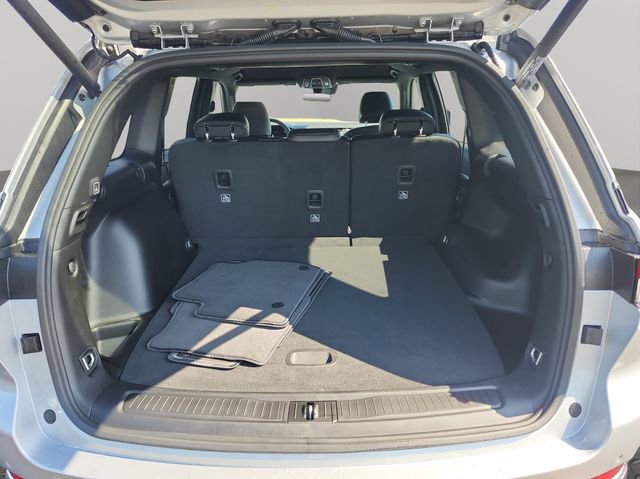 New 2025 Jeep Grand Cherokee Limited w/ Trailer Tow Package image 22