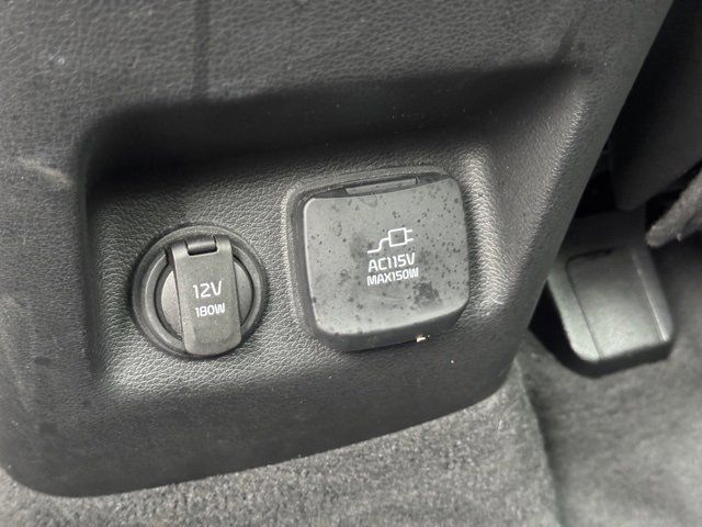 Used 2022 Kia Telluride SX w/ SX Prestige Package image 15