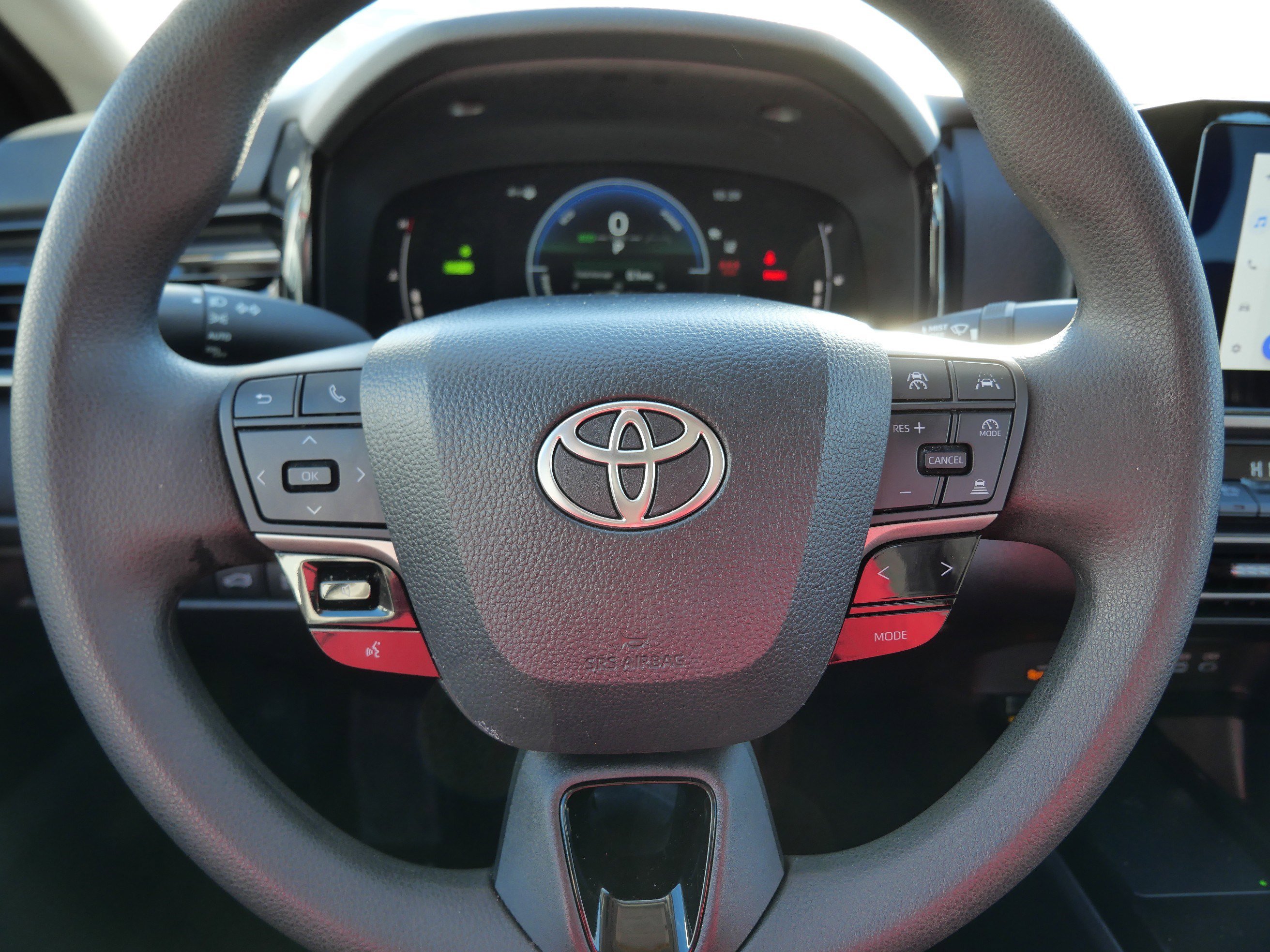 Certified 2025 Toyota Camry LE image 25