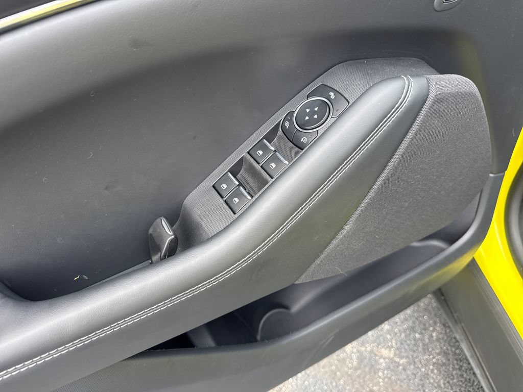 Used 2025 Ford Mustang Mach-E Select AWD/4WD image 25