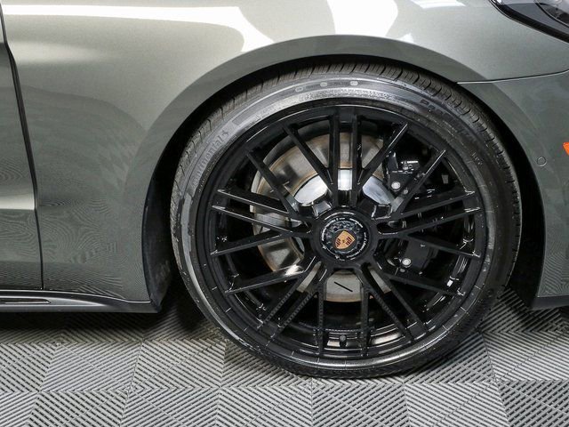 New 2026 Porsche Panamera GTS image 38