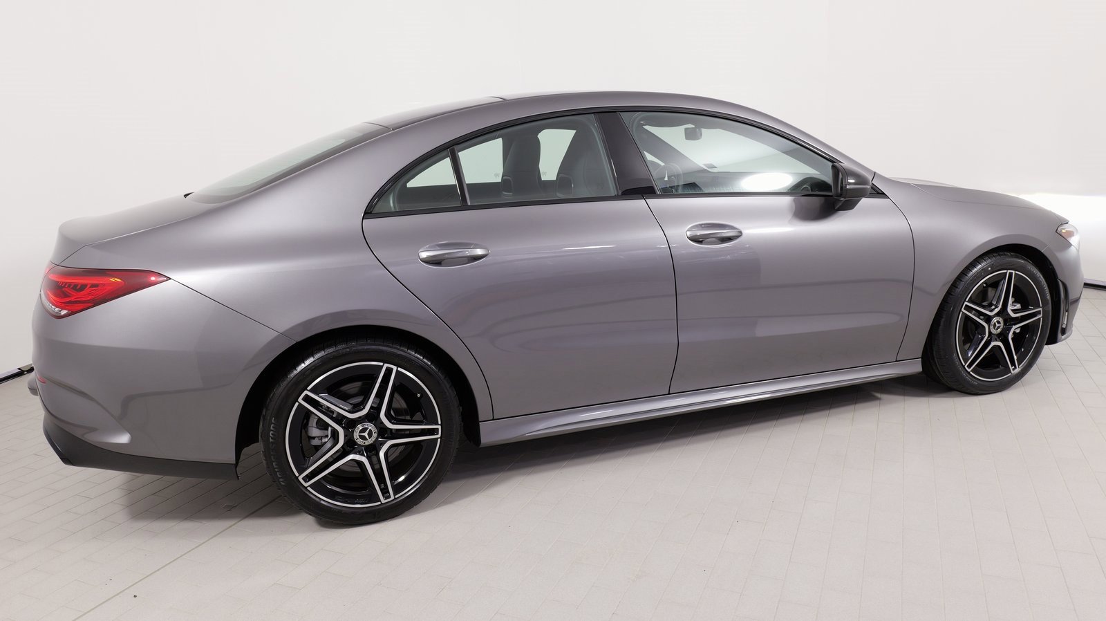 Used 2023 Mercedes-Benz CLA 250 4MATIC image 12