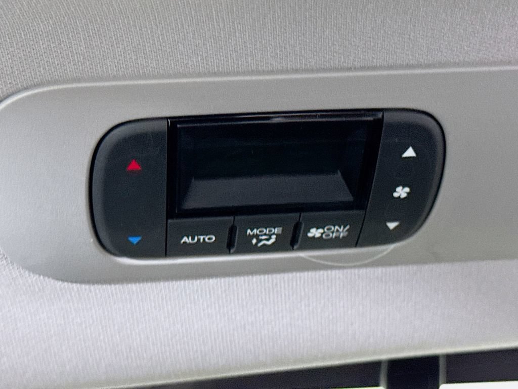 Used 2022 Honda Odyssey Elite image 34